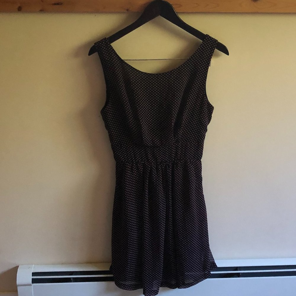 Lovposh Sleeveless Dot Dress